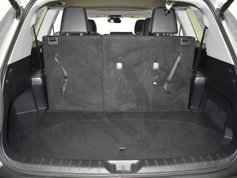 Used 2024 Toyota Grand Highlander AWD image 38