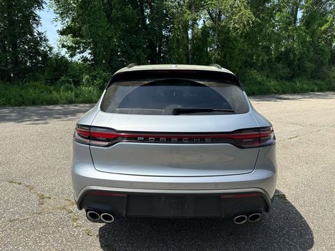 Used 2026 Porsche Macan AWD/4WD image 4