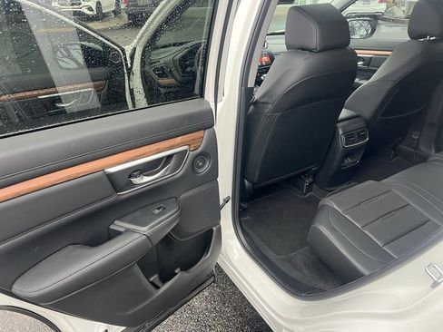 Used 2022 Honda CR-V Touring image 16