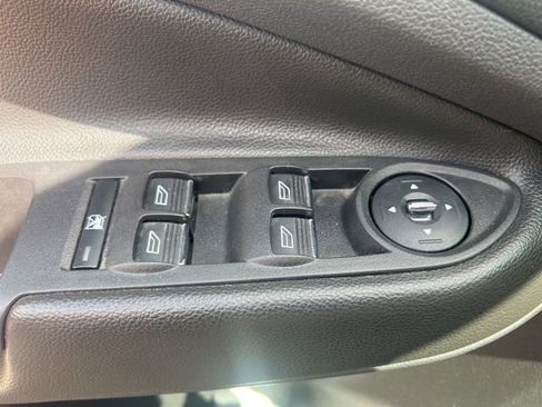 Used 2013 Ford C-MAX SEL image 27