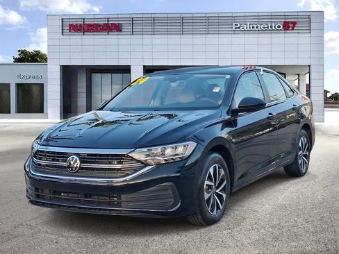 Used 2024 Volkswagen Jetta S FWD image 3