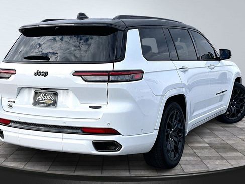 Used 2023 Jeep Grand Cherokee L Summit image 6