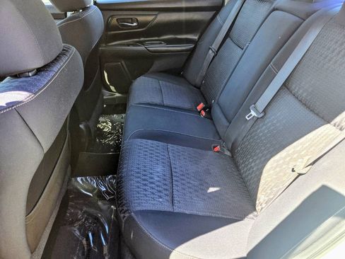 Used 2016 Nissan Altima 2.5 S w/ Power Driver Seat Package FWD image 12