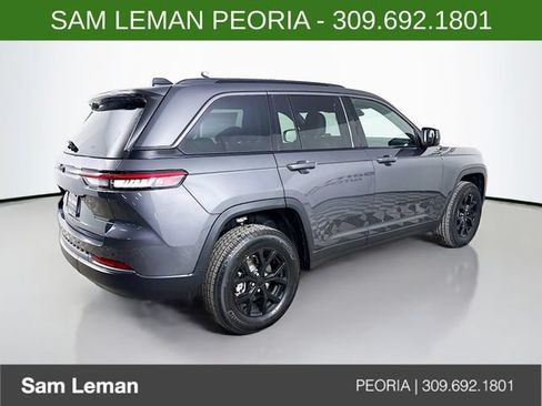 New 2026 Jeep Grand Cherokee Altitude AWD/4WD image 7