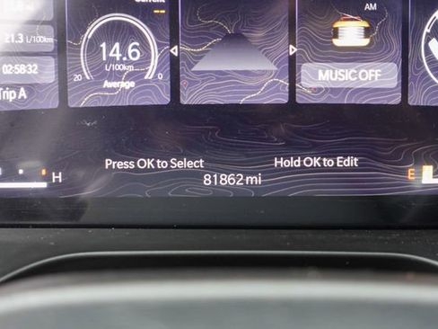 Used 2022 Jeep Grand Cherokee Limited image 16