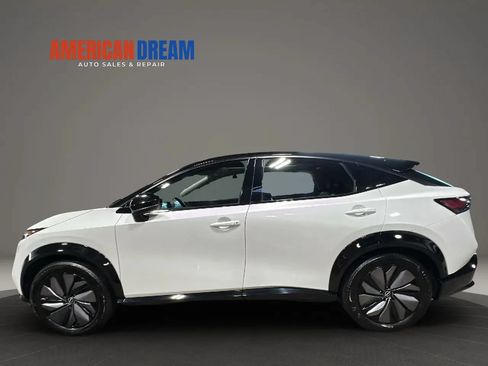 Used 2024 Nissan Ariya AWD image 2