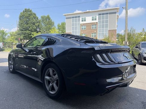 Used 2016 Ford Mustang Coupe RWD image 5