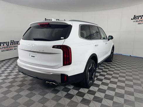 Used 2025 Kia Telluride S FWD image 7