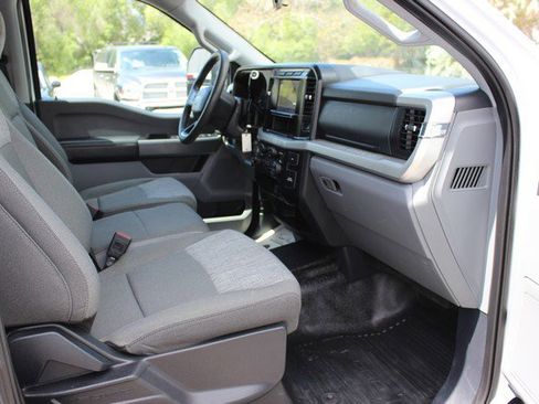 Used 2024 Ford F350 XLT w/ FX4 Off-Road Package AWD/4WD image 17
