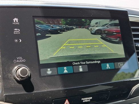 Used 2023 Honda Passport EX-L image 16