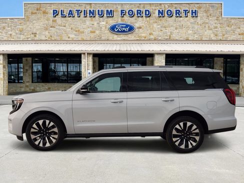 New 2026 Ford Expedition Platinum w/ Driver's Package AWD/4WD image 3