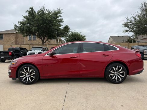 Used 2023 Chevrolet Malibu RS w/ LPO, Floor Liner Package FWD image 3