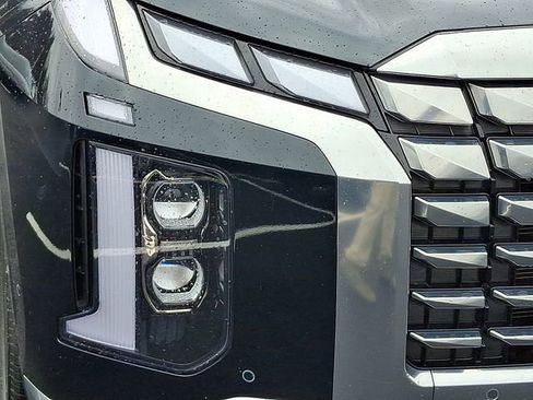 Used 2025 Hyundai Palisade Calligraphy image 9