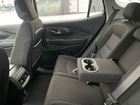 Used 2022 GMC Terrain SLE w/ Driver Convenience Package image 12