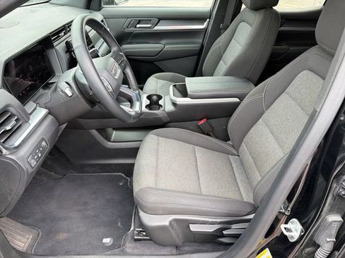 Used 2026 GMC Terrain Elevation AWD/4WD image 15