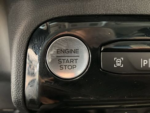 Used 2024 Ford Escape Platinum image 18