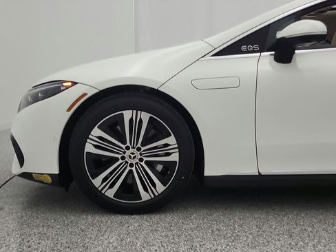 Certified 2022 Mercedes-Benz EQS 450+ Sedan image 22