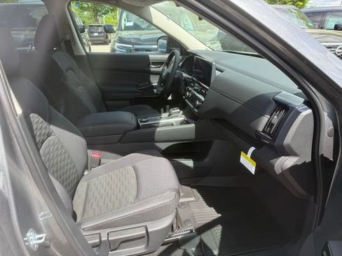 New 2026 Nissan Pathfinder SV AWD/4WD image 28