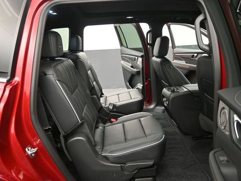 New 2026 Buick Enclave Avenir w/ Super Cruise Package image 17