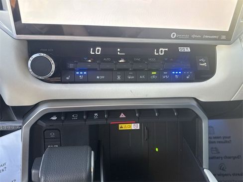 Used 2023 Toyota Tundra Capstone image 22