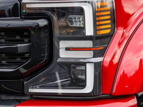 Used 2021 Ford F250 Lariat image 7