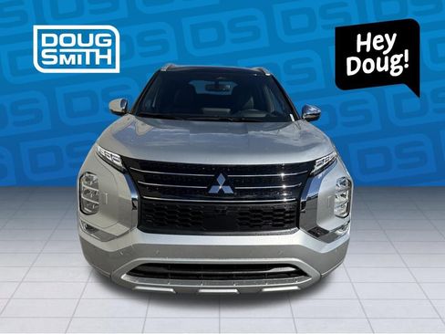 New 2025 Mitsubishi Outlander SEL image 6