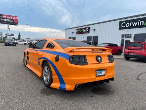 Used 2010 Ford Mustang Coupe RWD image 8