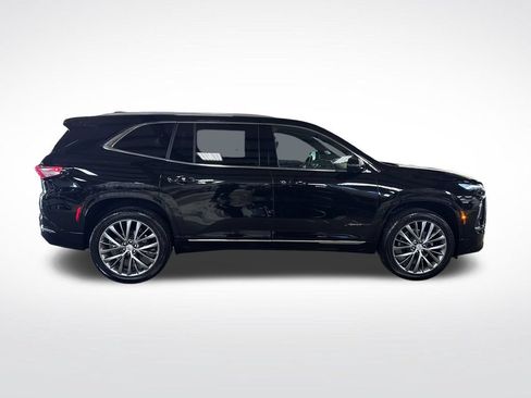 Used 2025 Buick Enclave Avenir w/ Trailering Package, 5000 lbs. AWD/4WD image 7