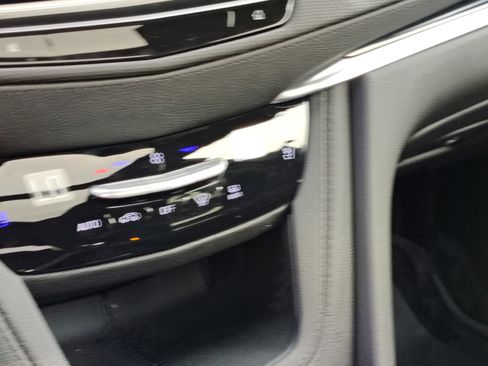 New 2025 Cadillac XT5 Premium Luxury w/ LPO, Floor Liner Package image 30