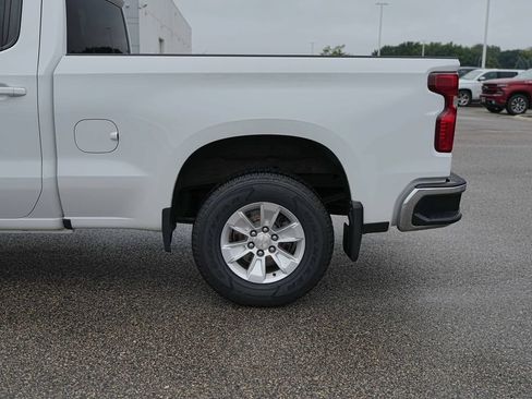 Used 2021 Chevrolet Silverado 1500 LT AWD/4WD image 12