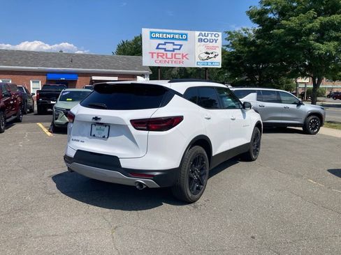 New 2026 Chevrolet Blazer LT w/ Sound & Technology Package AWD/4WD image 29