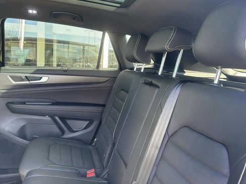 New 2025 Volkswagen Atlas Cross Sport SEL image 17