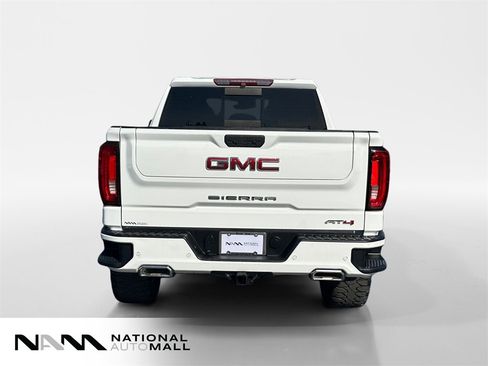 Used 2019 GMC Sierra 1500 AT4 w/ AT4 Premium Package image 4