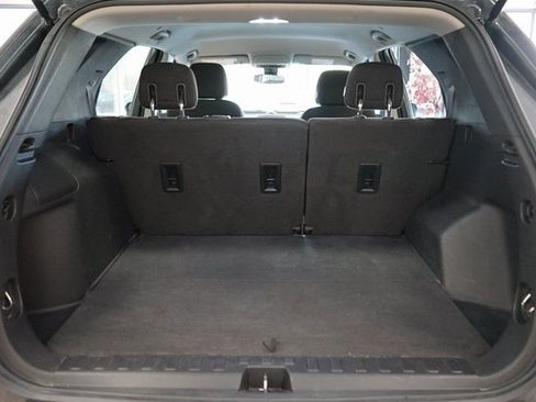 Used 2020 Chevrolet Equinox LS image 43