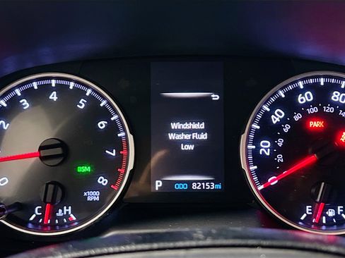 Used 2019 Toyota RAV4 XLE FWD image 23