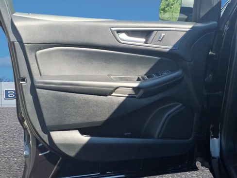 Used 2024 Ford Edge SE w/ Cargo Accessory Package AWD/4WD image 11