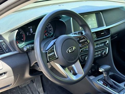 Used 2020 Kia Optima LX FWD image 12