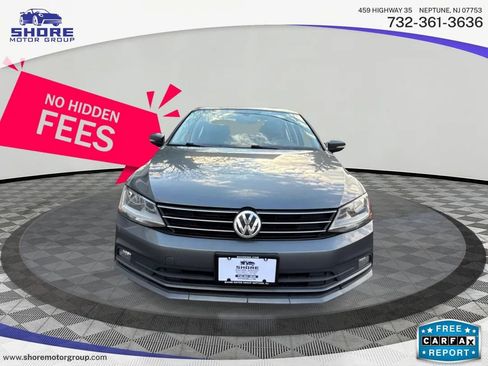 Used 2017 Volkswagen Jetta SEL image 2