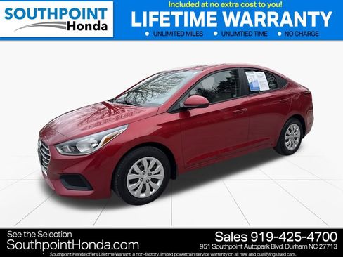 Used 2022 Hyundai Accent SE image 3