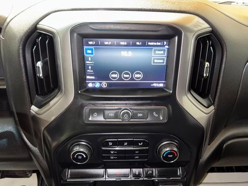 Used 2020 Chevrolet Silverado 2500 W/T w/ WT Fleet Convenience Package image 19