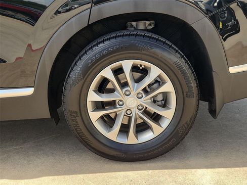 Used 2020 Hyundai Santa Fe SEL FWD image 31