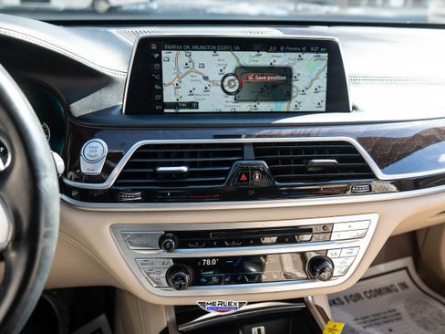 Used 2017 BMW 750i M SPORT LINE image 32