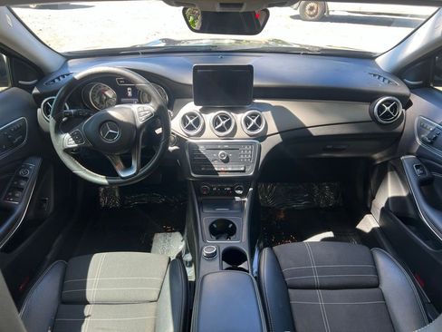 Used 2017 Mercedes-Benz GLA 250 image 19