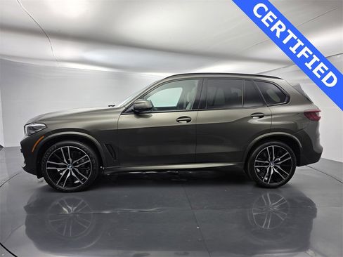 Certified 2023 BMW X5 xDrive40i w/ M Sport Package image 3