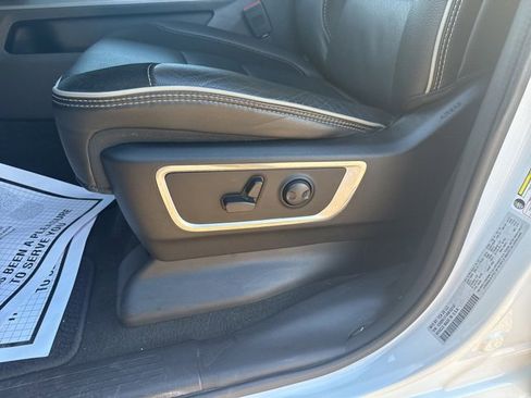 Used 2024 RAM 1500 Laramie image 24