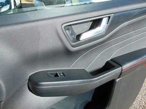 Used 2025 Ford Escape ST-Line Select image 26