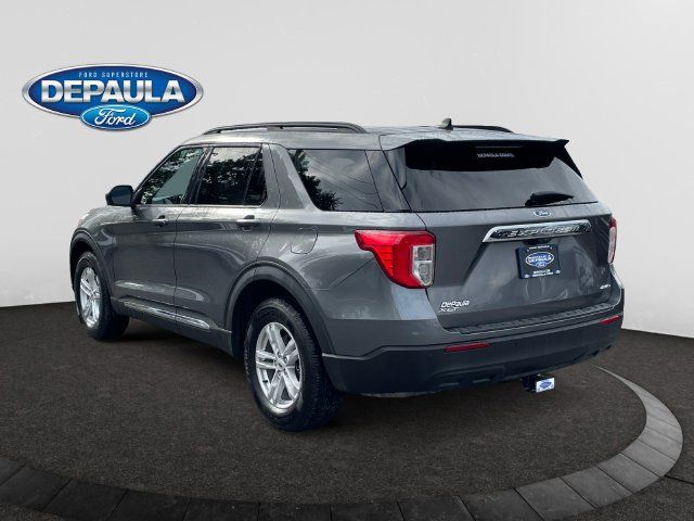 Used 2023 Ford Explorer XLT AWD/4WD image 4