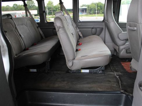 Used 2019 Chevrolet Express 3500 LT w/ LT Preferred Equipment Group RWD image 15