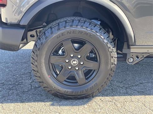 New 2025 Ford Bronco Big Bend image 7