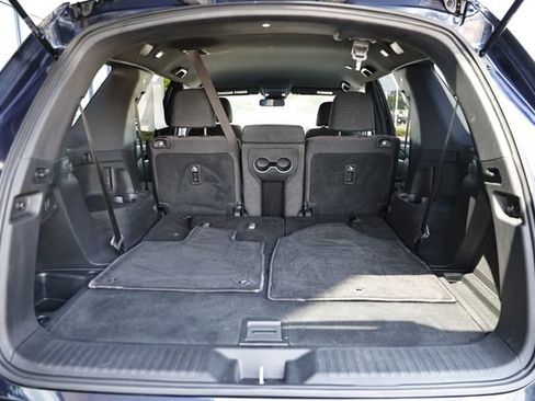 Used 2025 Honda Pilot Sport image 28